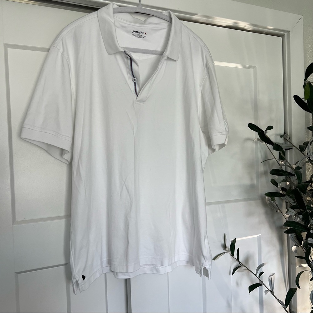 UNTUCKit White Polo Shirt Classic Short Sleeve